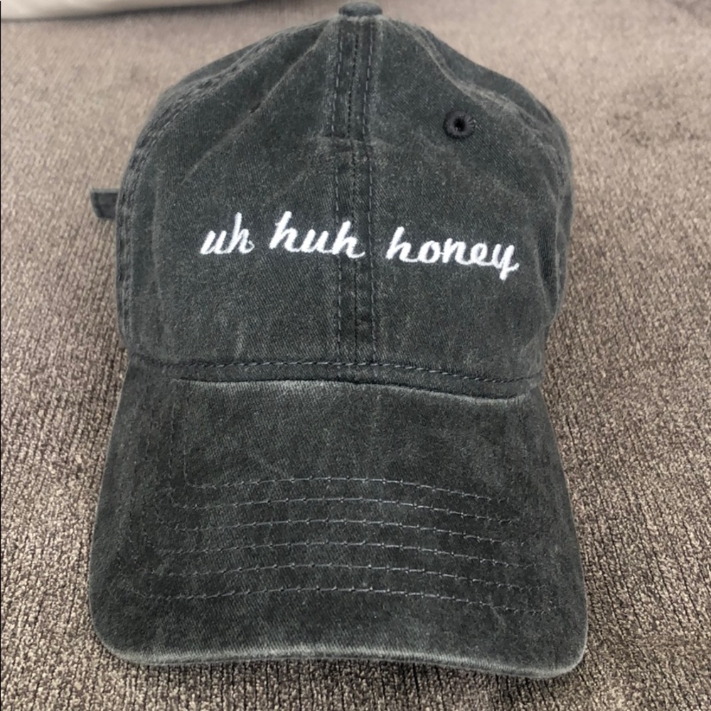 Brandy Melville Hat
